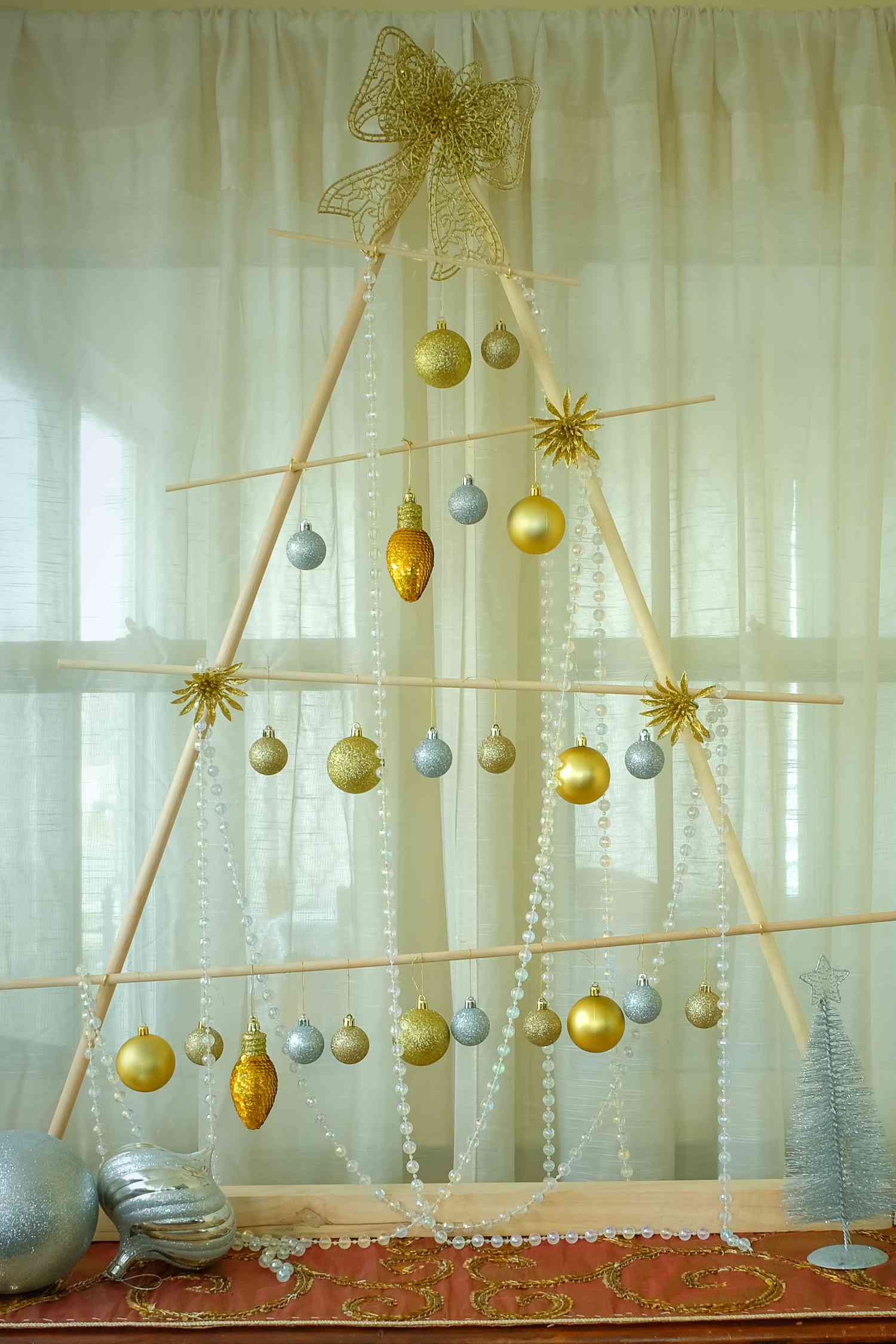 DIY Wooden Christmas Tree: A Festive Masterpiece For Your Home